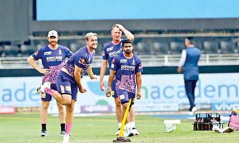 RCB vs RR : रॉयल भिडणार रॉयल्सविरुद्ध