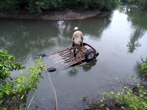 Goa accident : कार बुडाली खाडीत; पुण्यातील युवक-युवतीचा अपघाती मृत्यू!