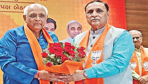 राजकीय : मुख्यमंत्री बदलाचे राजकारण