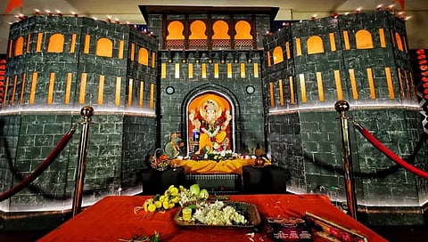 अबूधाबीत साकारला शनिवारवाडा; गणेशोत्सव धूमधडाक्यात साजरा