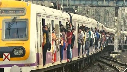 दहशतवाद्यांनी केली होती लोकलची रेकी; दिल्ली पोलिस आयुक्त मुंबईत