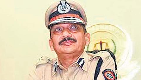 सुबोध जयस्वाल यांनी स्वतःलाच संभाव्य आरोपी मानावे