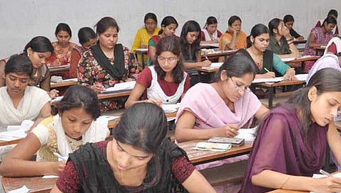 बारावीतील विद्यार्थिनीच्या गुणपत्रिकेत घोळ; गणिताऐवजी दिले जीवशास्त्राचे गुण