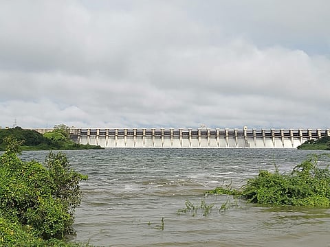 धुळे www.pudhari.news
