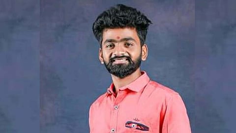 kolhapur Khebwade murder : नवरात्री मंडपात लायटिंग लावण्याच्या कारणातून तरुणाचा खून