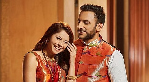 अभिनेत्री सोनाली कुलकर्णी म्हणते मूर्खपणाचा कळस माझी आई पंजाबी; ती करवा चौथ करते