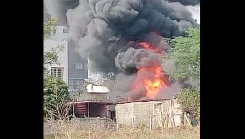 मिरजेत ॲसिड गोदामात स्फोट; पोलीस अधिकारी ,चार कर्मचारी जखमी