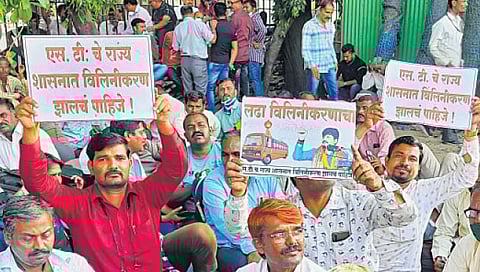 ST Employees strike : १९ हजार एसटी कर्मचारी रुजू