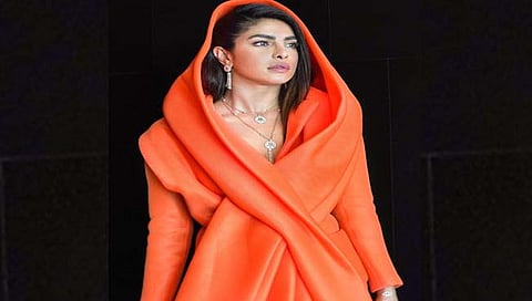 priyanka chopra : आई बनल्याने ‘जी ले जरा’मधून आऊट