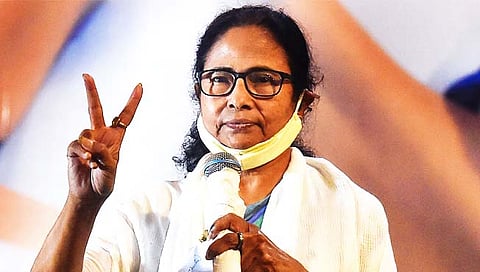 TMC : मेघालयमध्‍ये काॅंग्रेसला भगदाड ! १२ आमदारांनी केला तृणमूलमध्ये प्रवेश