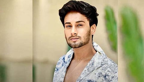 मन उडू उडू झालं : अभिनेता अजिंक्य राऊत याच्या गाडीला अपघात