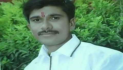 Akola Farmer Suicide : स्वतःची व्हिडिओ क्लिप बनवत शेतकऱ्याची आत्महत्या