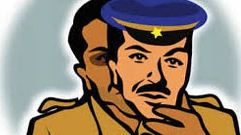 Satara News: वृद्धाच्या सतर्कतेने तोतया पोलिसाने ठोकली धूम