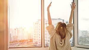  पहाटे उठणारी माणसं श्रीमंत होतात का?