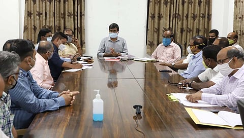 Kolhapur Collector Rahul Rekhawar : RT-PCR अथवा दोन डोस घेतलेल्यांनाच कर्नाटकातून कोल्हापूर जिल्ह्यात प्रवेश