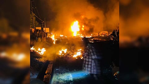 Blast in Africa: सिएरा लिओनमध्ये इंधनाच्या टँकरचा स्फोट, ९१ ठार