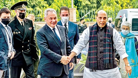 ‘एके-203’  खरेदीचा करार