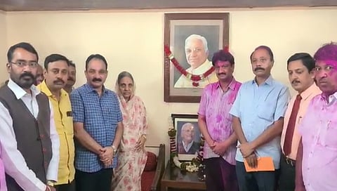 Nitin Kaka Patil : नितीन काका चेअरमन होऊन घरात आले अन् स्व. लक्ष्मण तात्यांचे घर गहिवरले