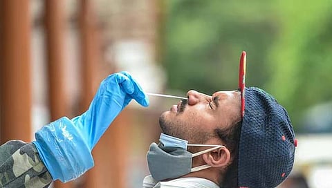 RTPCR : परराज्यांतून महाराष्ट्रात येणाऱ्यांना आरटीपीसीआर चाचणी सक्तीची