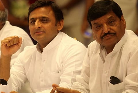 Akhilesh- Shivpal Yadav : काकाला कात्रजचा घाट; पक्षाचीही वाताहत