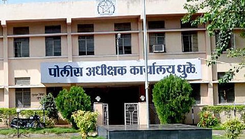 Dhule Crime : पोलिसांना मारहाण करत पळालेल्या परप्रांतीय गुन्‍हेगारांना ग्रामस्थांच्या मदतीने पकडले