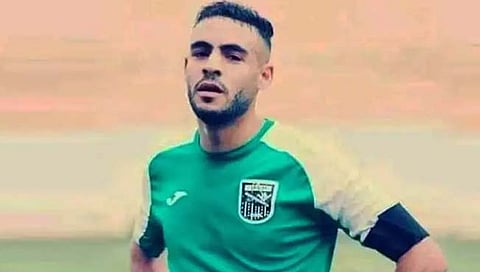 Footballer Death : मॅच सुरू असतानाच ‘या’ फुटबॉलपटूला मृत्यूने गाठले!