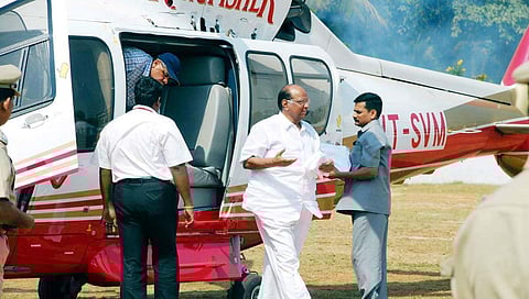 Helicopter Crash : शरद पवार यांच्या प्रसंगावधानामुळे हेलिकॉप्टरचा अपघात टळला; सांगितला स्वत:बद्दलचा प्रसंग