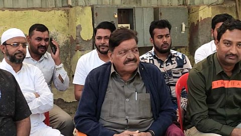 मालेगावमध्ये काँग्रेसला खिंडार