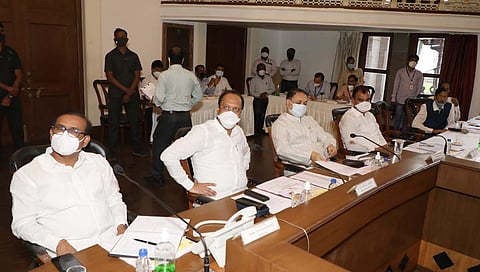 Maharashtra corona update : 40 टक्के बेड भरल्यास त्या जिल्ह्यात लॉकडाऊन