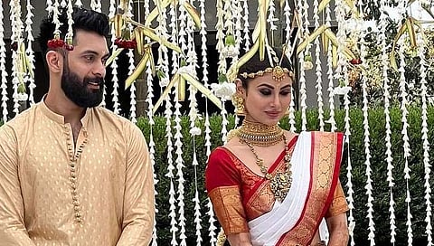 mouni roy wedding 