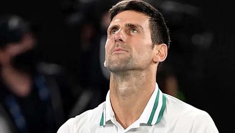 Novak Djokovic : नोव्हाकच्या अडचणीत पुन्हा वाढ; कोरोना पॉझिटिव्ह असताना पत्रकाराला दिली मुलाखत