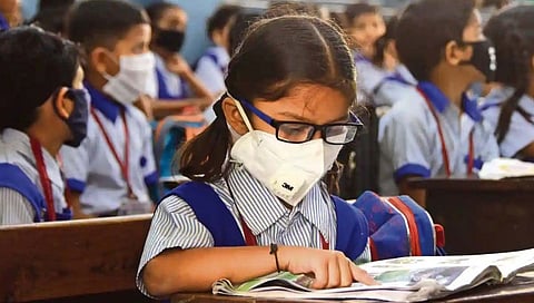 Pune School Reopen : पुण्यातील शाळांची १ तारखेपासून घंटा वाजणार