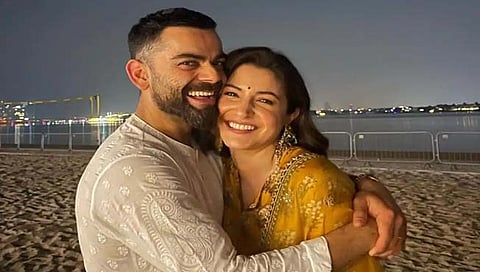 Anushka Sharma : विराटच्या पांढऱ्या दाढीवरून अनुष्काची पोस्ट होतेय व्हायरल