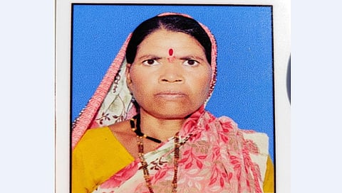 Murder : चारित्र्याच्या संशयावरून पत्नीचा दगडाने ठेचून खून, पतीला अटक