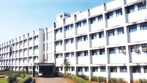 कोल्हापूर जिल्हा परिषदेवर 22 मार्चपासून प्रशासक