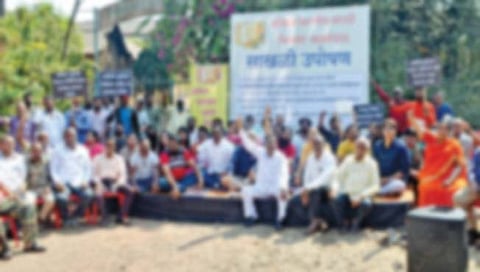 ‘जयप्रभा’ खरेदीदारांच्या कार्यालयावर शाईफेक