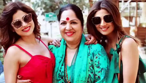 फसवणूक प्रकरणी अभिनेत्री शिल्पा शेट्टीसह शमिता शेट्टी , आई सुनंदा यांनाही न्‍यायालयाने बजावली नाेटीस