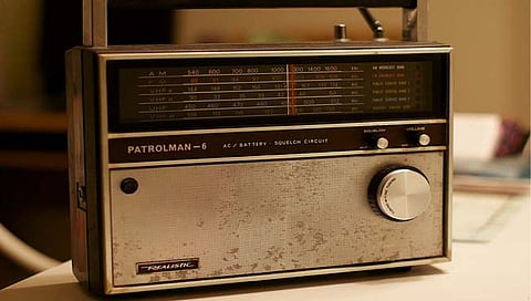 Radio :  दिवस तुझे हे …’ ऐकायचे ’