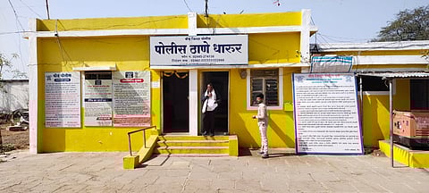 बीड : धारुर शहरात अल्पवयीन मुलीवर अत्याचार; दोघांवर गुन्हा दाखल