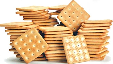 …म्हणून बिस्किटांना असतात अनेक छिद्रे