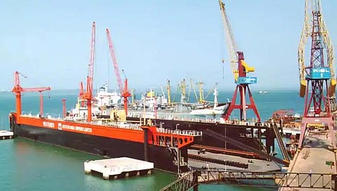 ABG shipyard : गुजरातमध्ये देशाच्या इतिहासातील सर्वांत मोठा बँक घोटाळा; SBI सह २२ बँकांना ‘चुना’