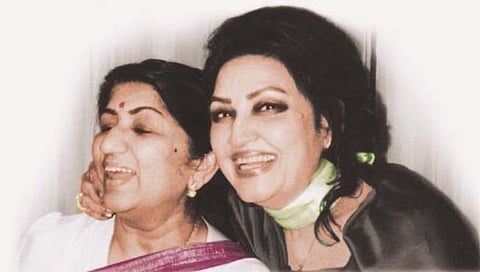 ‘स्वरसम्राज्ञी’च्या आठवणीने पाकिस्तानही गहिवरला ! मंत्री म्हणाले, लोगों के दिलों पर राज करती रहेंगी