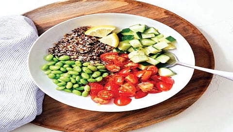 डाएटिंग करताना घ्या काळजी! हे होऊ शकतात दुष्परिणाम