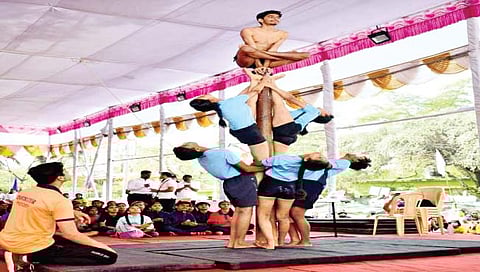 क्रीडा : वैभवाच्या प्रतीक्षेत मल्लखांब