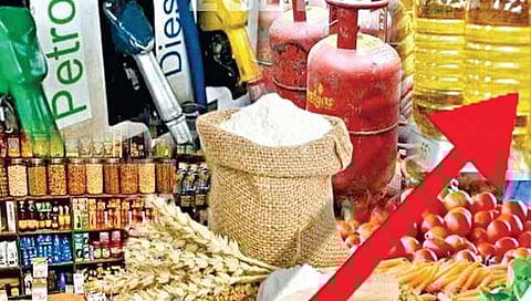 महँगाई मार गयी ! टप्प्याटप्प्याने किमतीत आणखी भर पडण्याचीच शक्यता