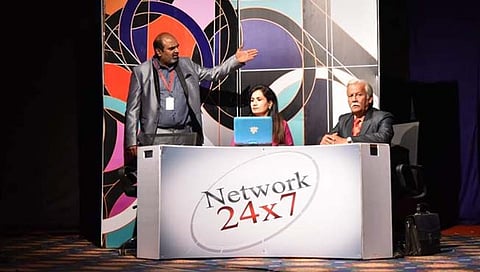 महाराष्ट्र राज्य हौशी ६० व्या मराठी नाट्य स्पर्धेत कोल्हापूर केंद्रातून ‘नेटवर्क २४/७’ प्रथम