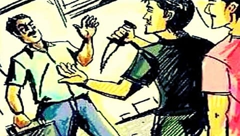 बीड : माजलगावात आयशर वाहन चालकाला पावणे तीन लाखांना लुटले