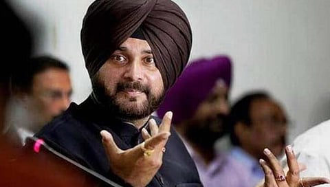 Navjot Singh Sidhu surrenders : नवज्योतसिंग सिद्धू पटियाला कोर्टात शरण!