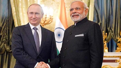 Crude Oil : रशियाकडून सवलतीच्या दरात कच्चे तेल खरेदी करण्यास भारत तयार?