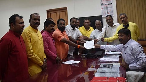 कोल्हापूर : ‘द काश्मीर फाईल्स आणि पावनखिंड चित्रपट करमुक्त करा’